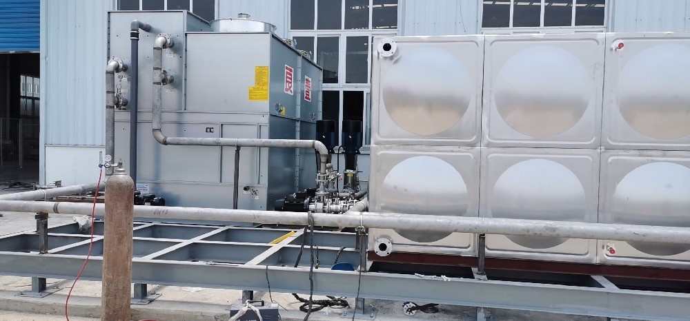 恒（héng）力石化集團采購方禹兩台開式（shì）冷卻塔